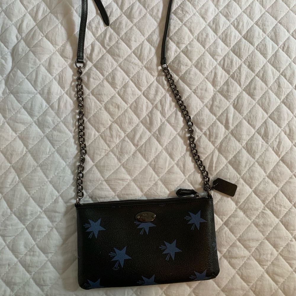 COACH CROSS BODY PURSE GREAT CONDITION